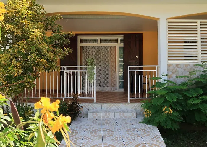 Maison Lakadri - Gosier Leroux